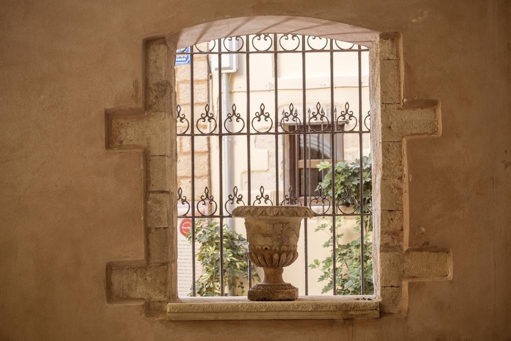 Casa Delfino & Hotel Chania (Crete)