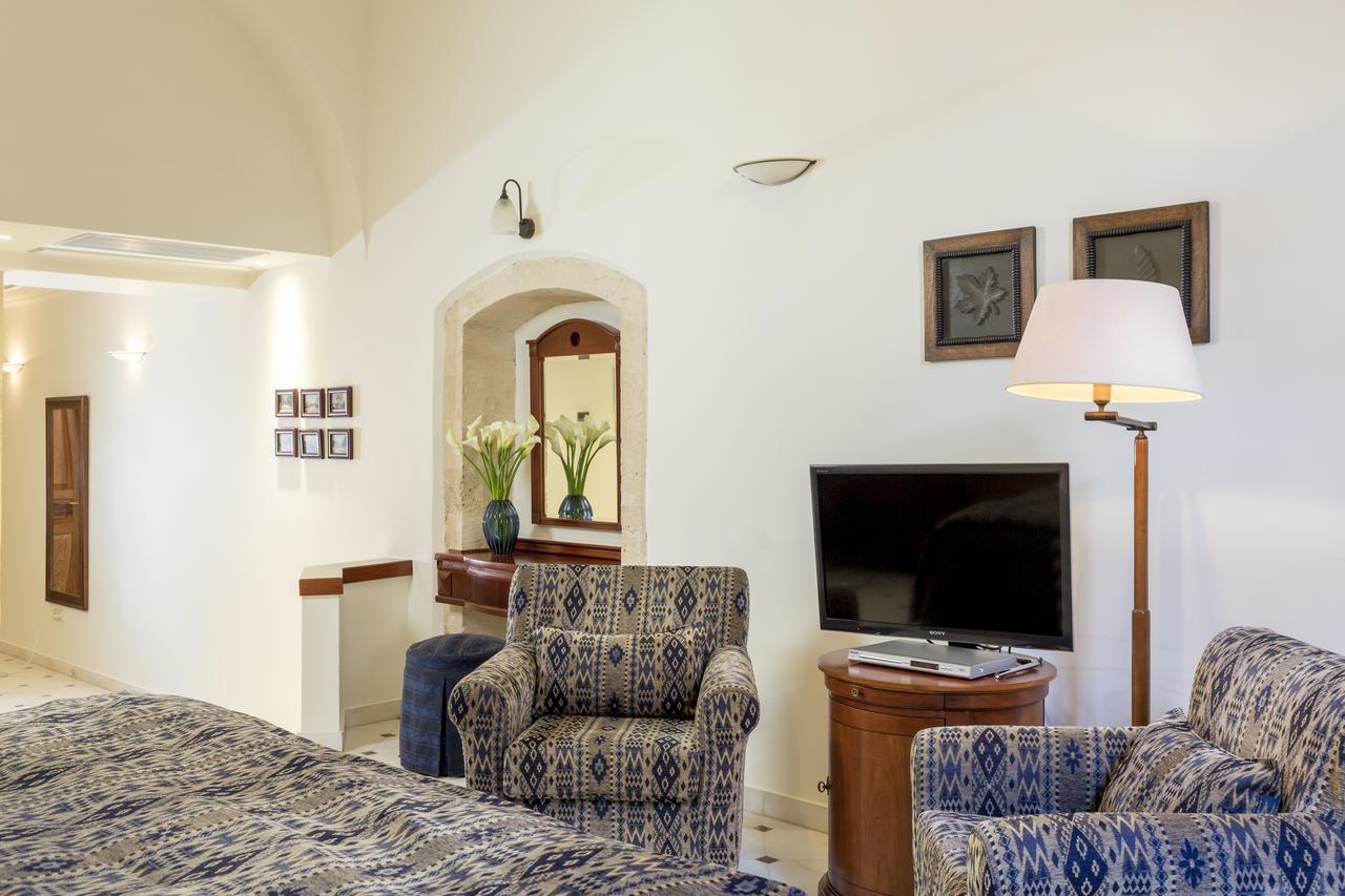 Casa Delfino & 5* Khania